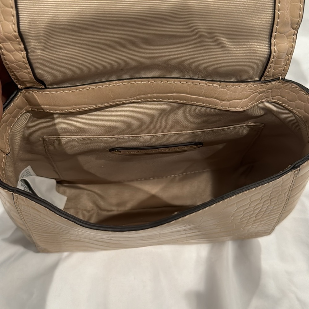Banana Republic Bag - Picture 3 of 4